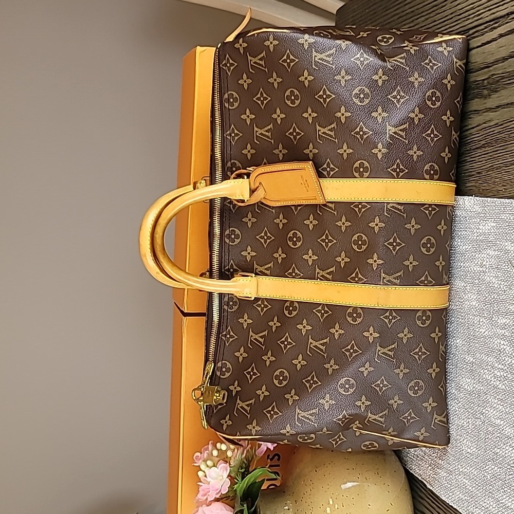 ❌️SOLD❌️Keepall 45 Louis Vuitton Monogram in good condition.